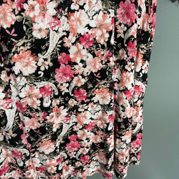 Annabelle Women's Cottagecore Pink Floral T-Shirt Dress - Size Medium - Grunge - Picture 3 of 6